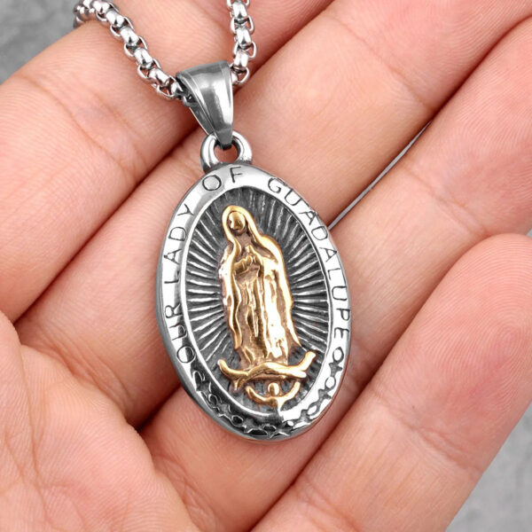 Collar Nuestra Señora de la Guadalupe en Wattaca Perú