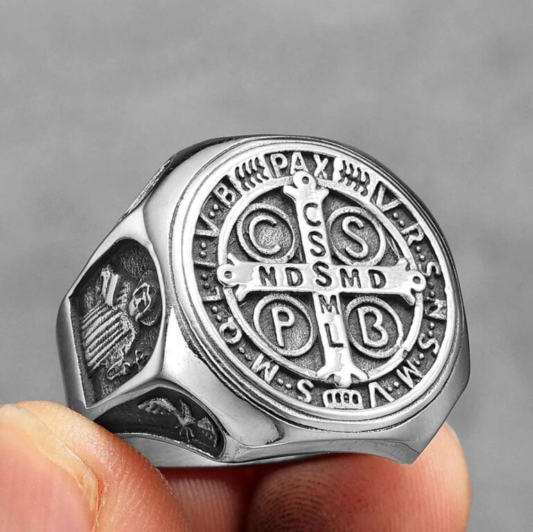 FaithHeart Anillo Vikingo Hombre Acero Inoxidable 316L – Nudo Celta Y Cabeza De Lobo De Odín (Talla 17)