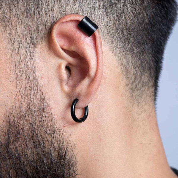Aretes a presión para hombres en Wattaca Lima Perú