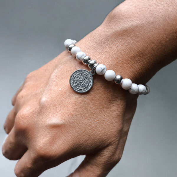 Pulsera San Benito Howlita en Wattaca Lima